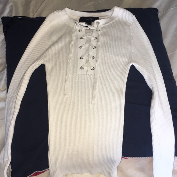 Sweater - Picture 2 of 4